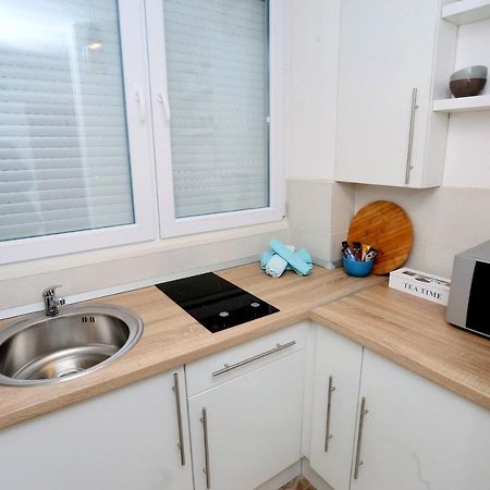 Apartman City Lux บันยาลูกา ภายนอก รูปภาพ