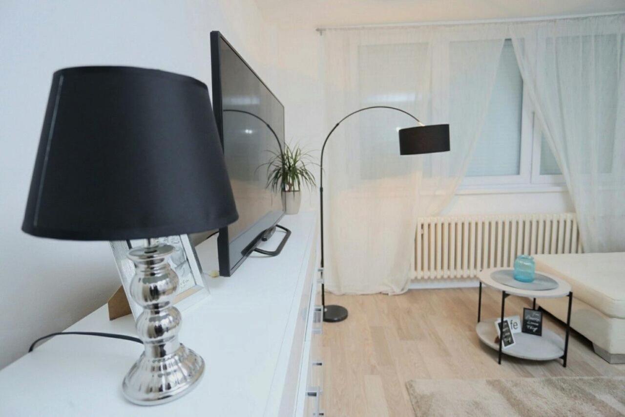 Apartman City Lux บันยาลูกา ภายนอก รูปภาพ
